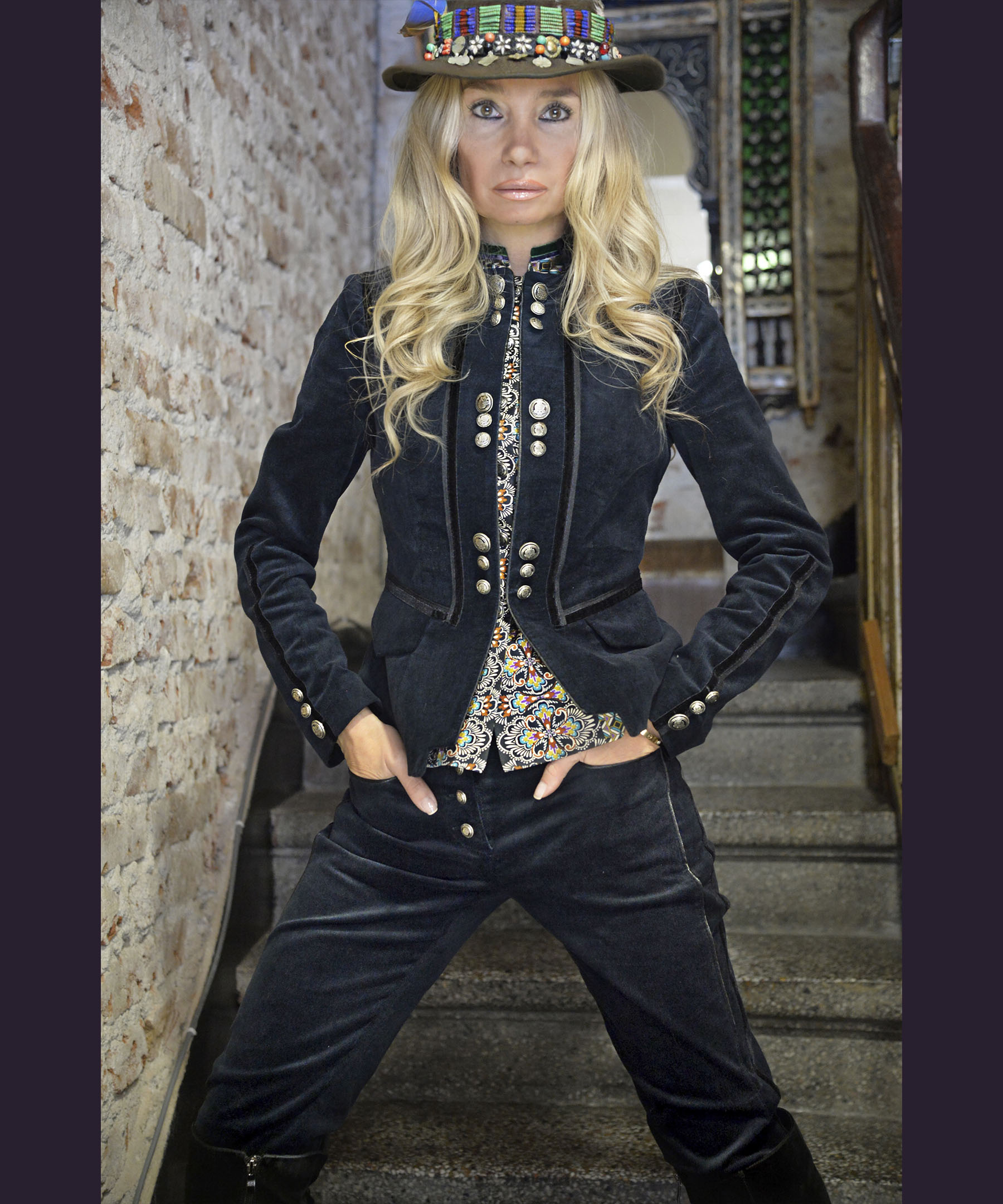 BRICKS PANTS British VOGUE