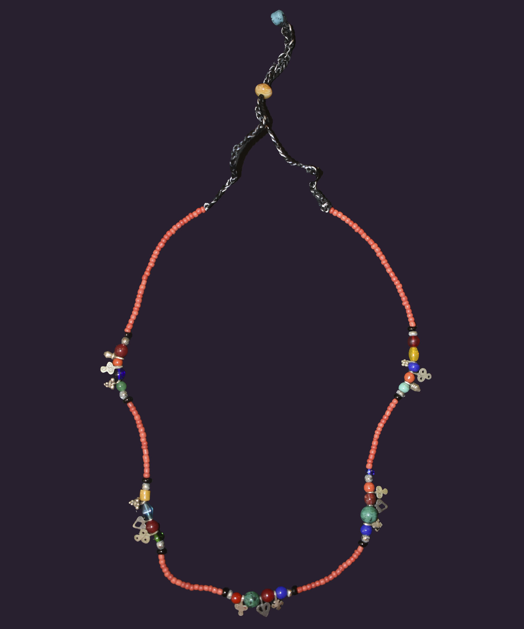 ETHNIC NECKLACE