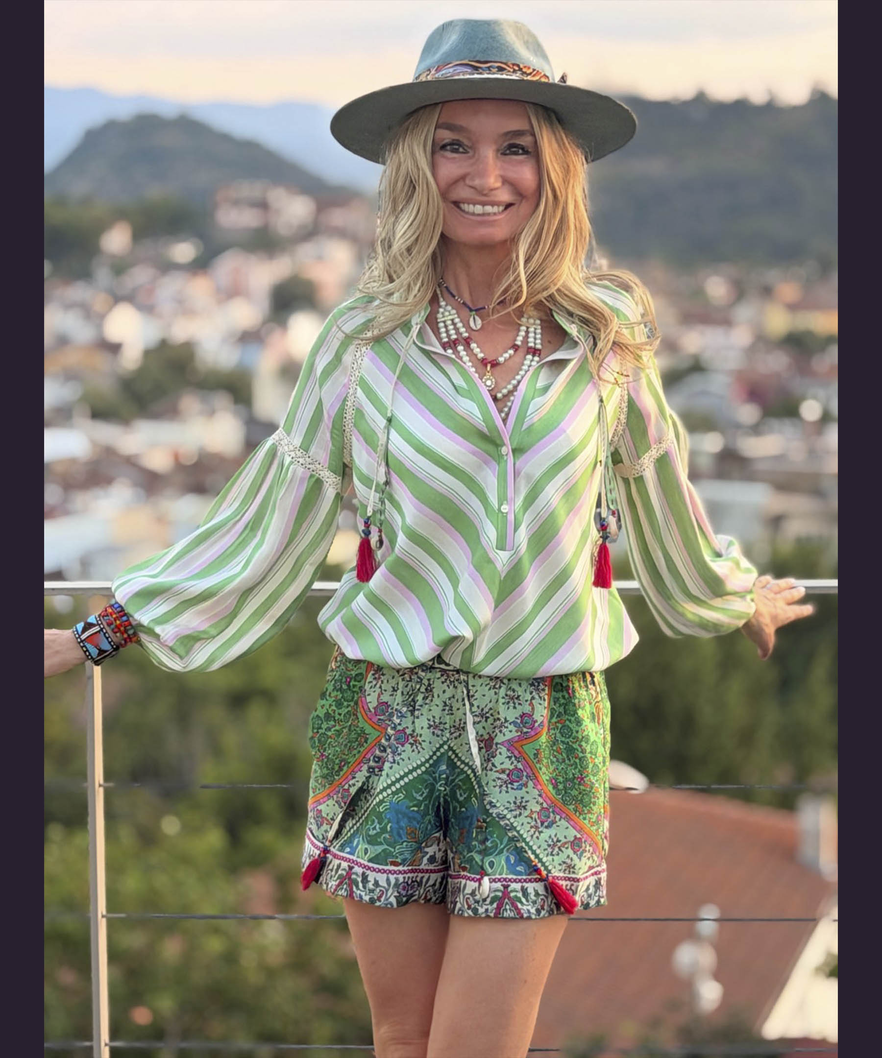 ZANZIBAR DESIGNER BERMUDA SHORTS