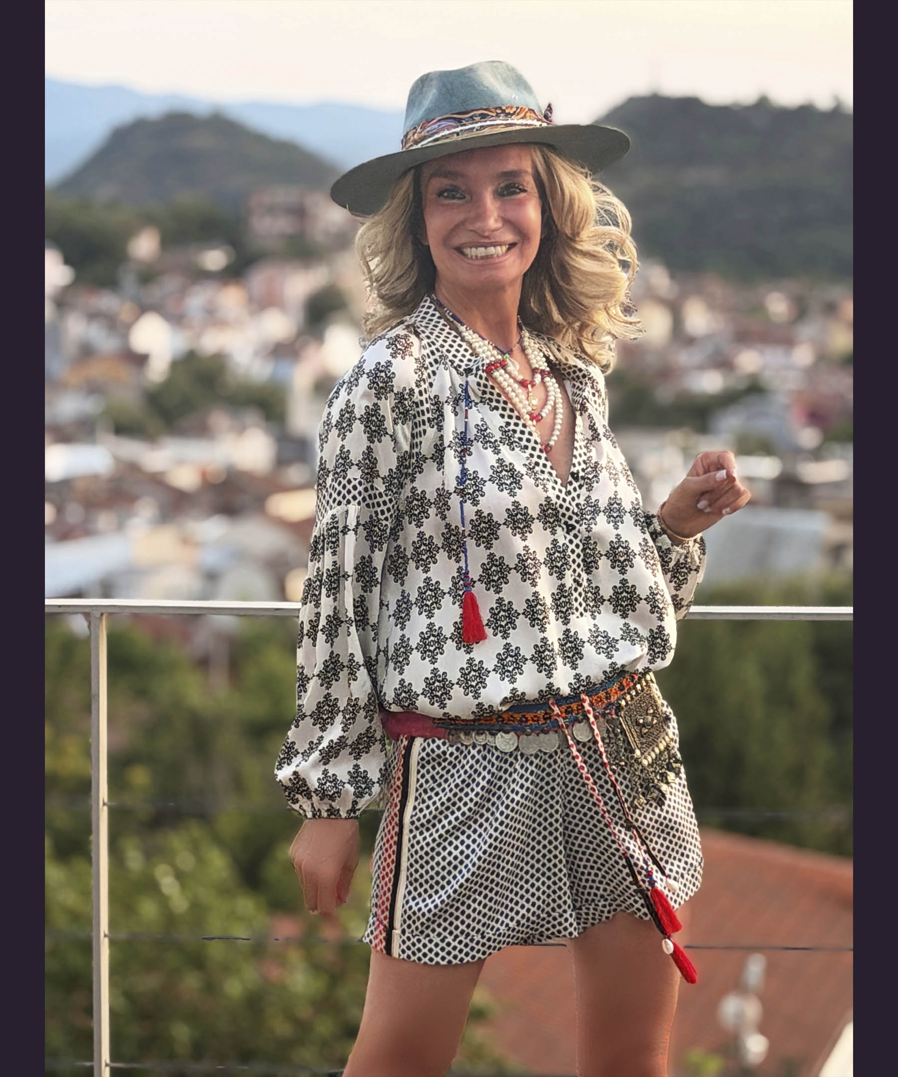 DESIGNER BERMUDA SHORTS Blue OCEAN